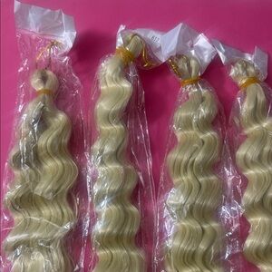 Blonde Wavy Hair Extensions